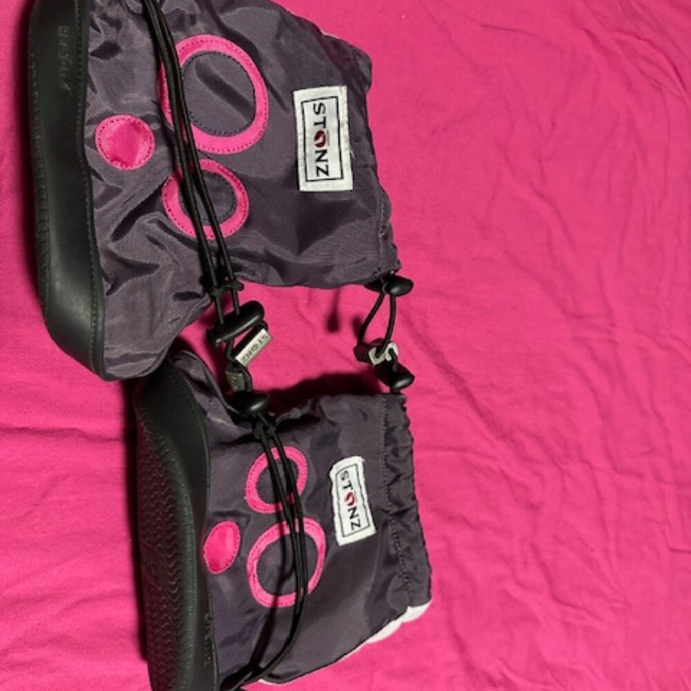 Stonz size large